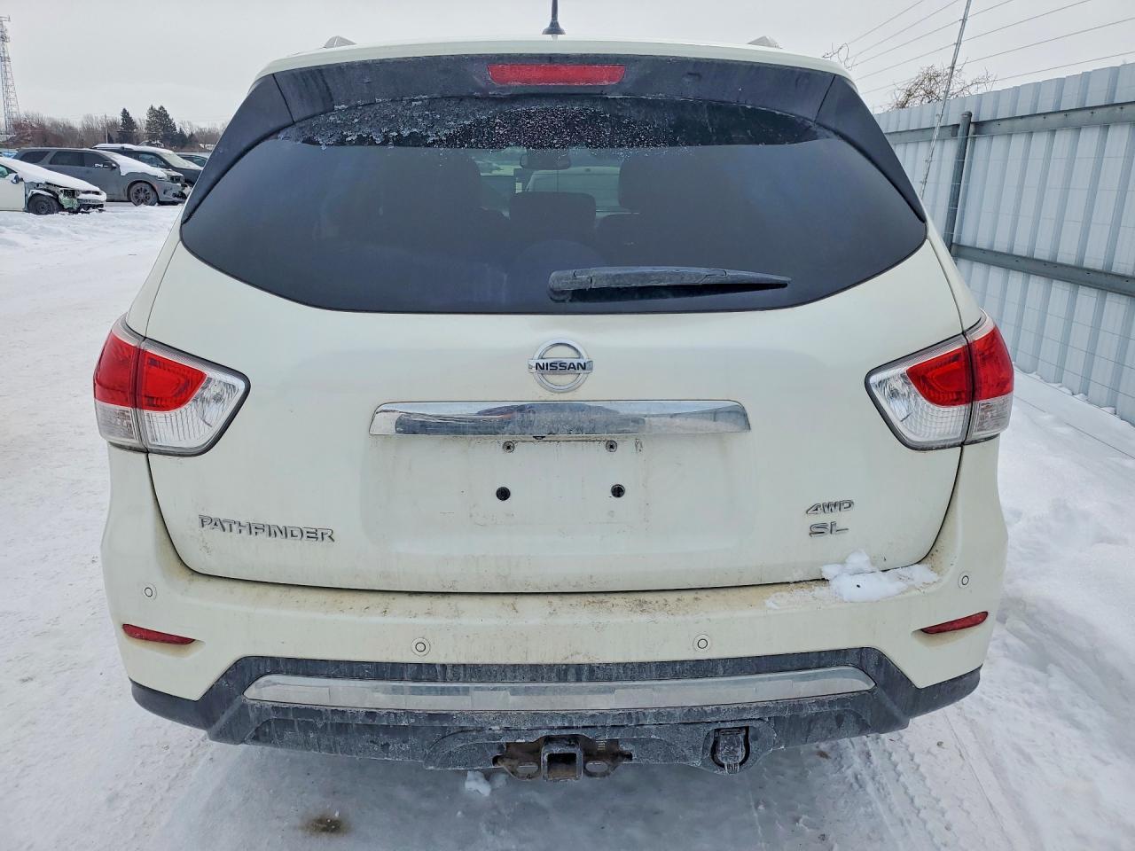 2015 Nissan Pathfinder s