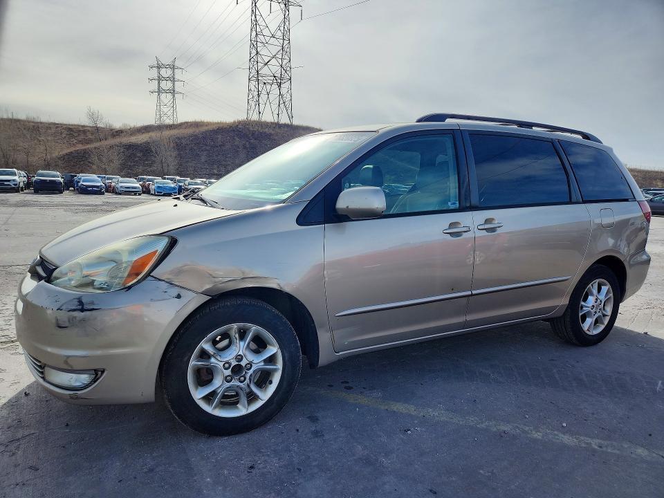 2005 Toyota Sienna xle