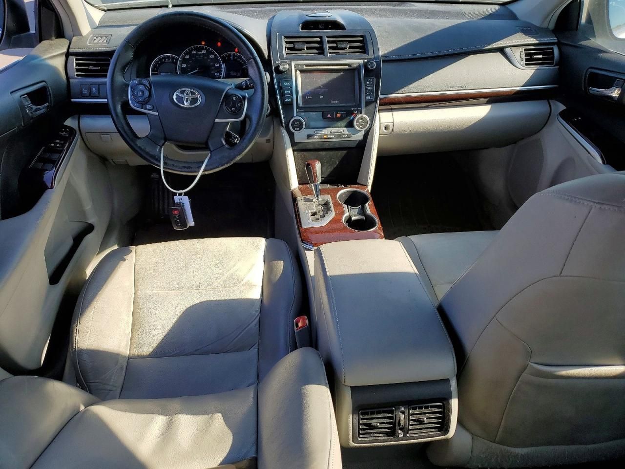 2014 Toyota Camry se