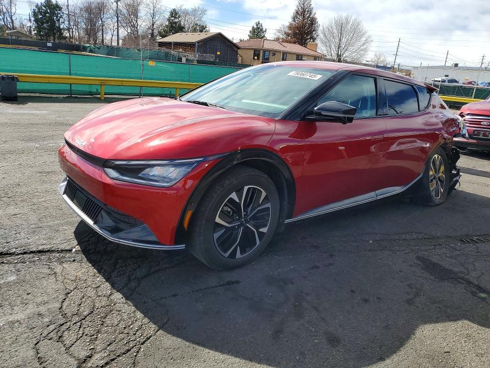 2022 KIA EV6 Light
