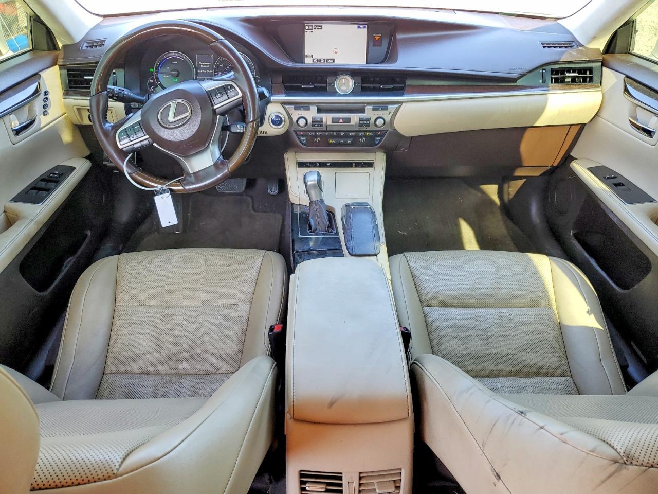 2016 Lexus Es 300h