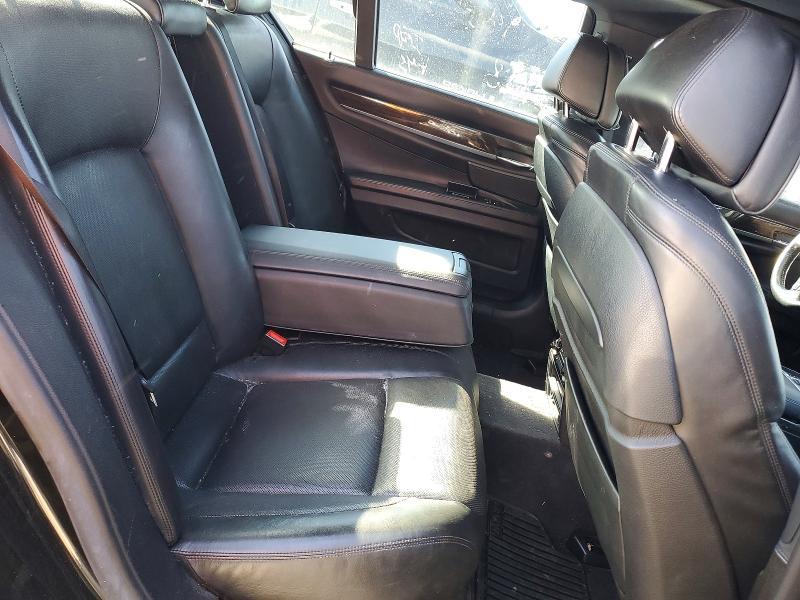2013 BMW 750 xi