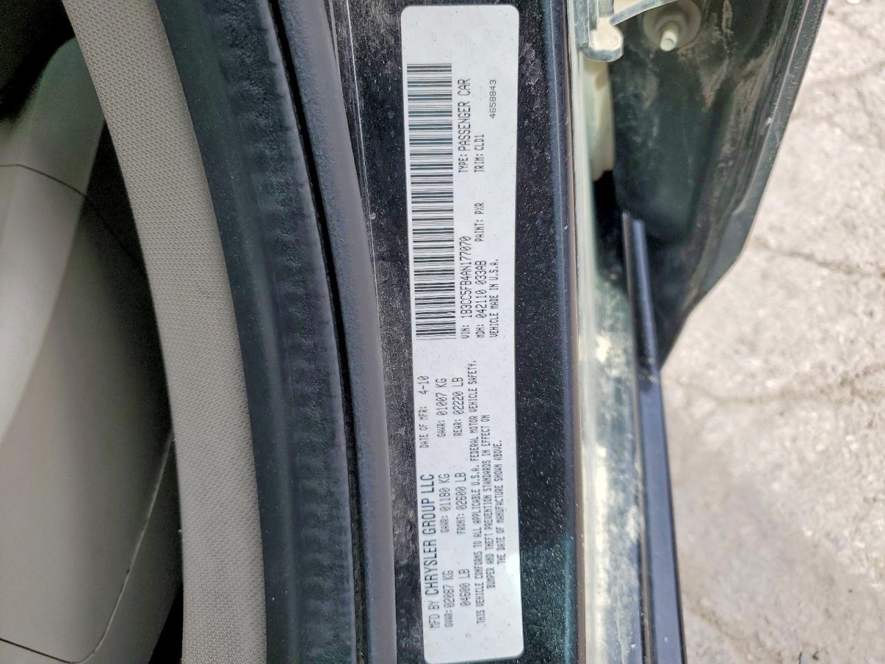 2010 Dodge Avenger r