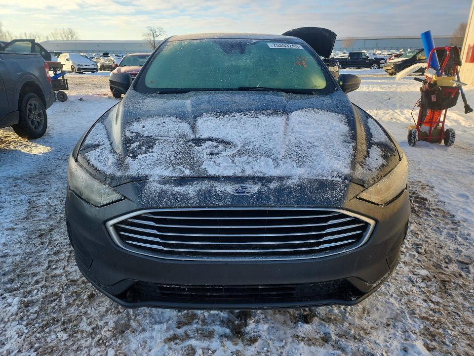 2019 Ford Fusion se