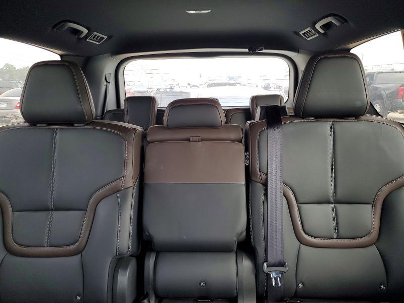 2025 Nissan Armada sl