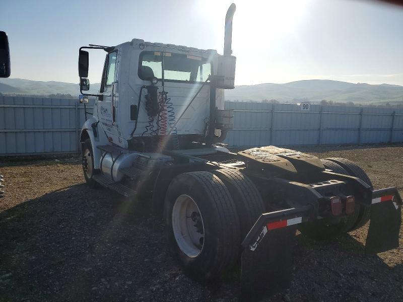 2013 International 8600 Semi Truck