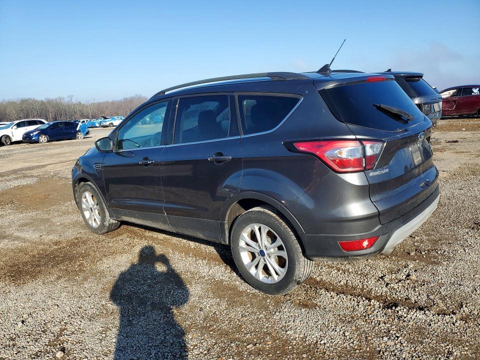 2018 Ford Escape se