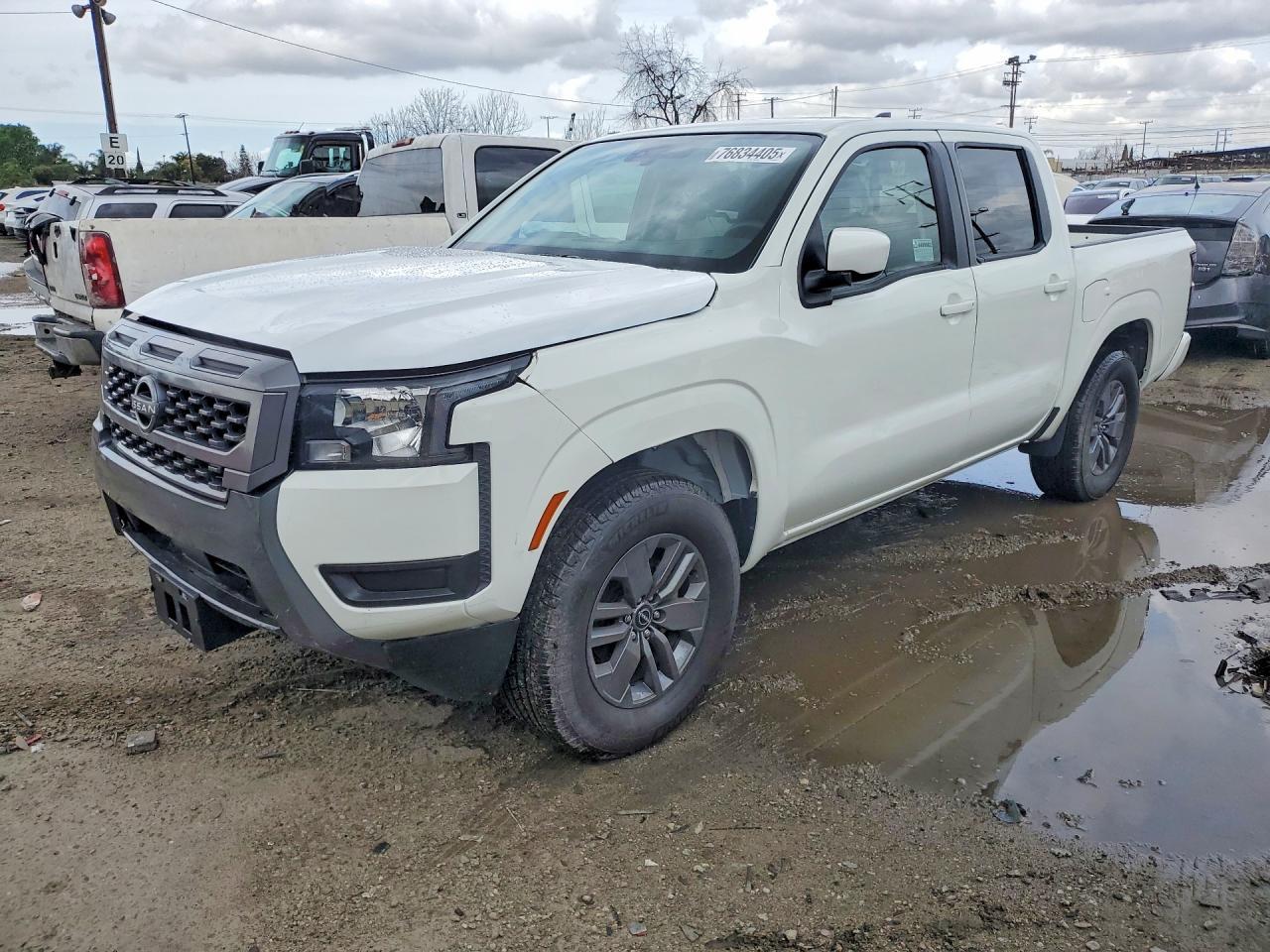 2025 Nissan Frontier s