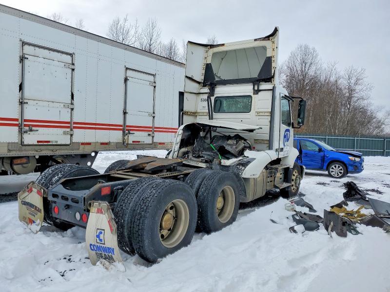2020 Volvo VNR Semi Truck