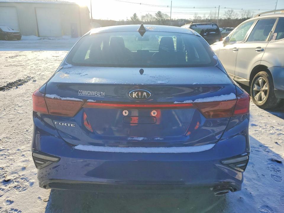 2021 KIA Forte lxs