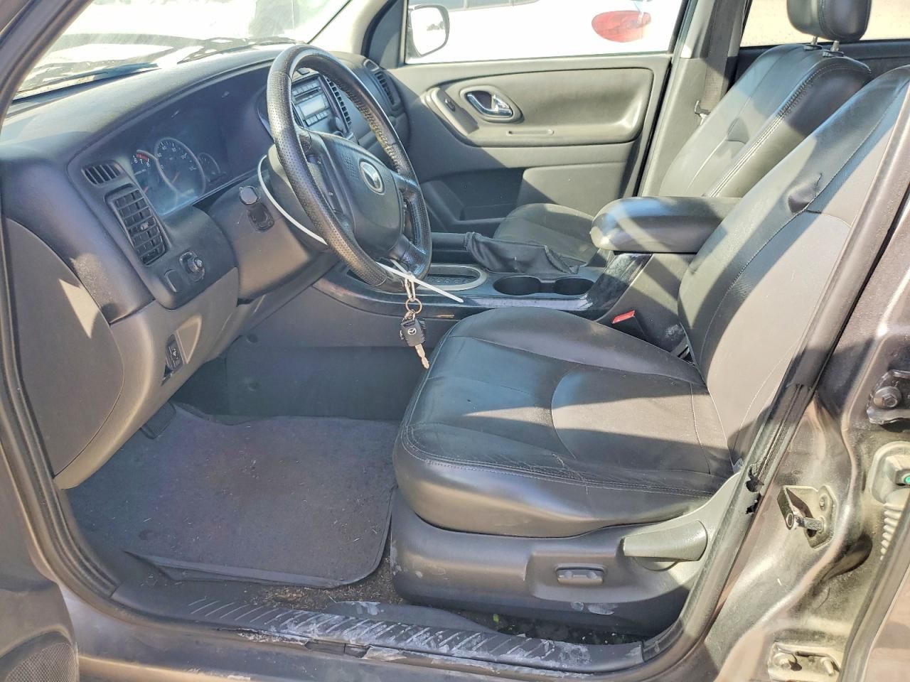 2006 Mazda Tribute i