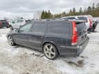 2004 Volvo V70 r