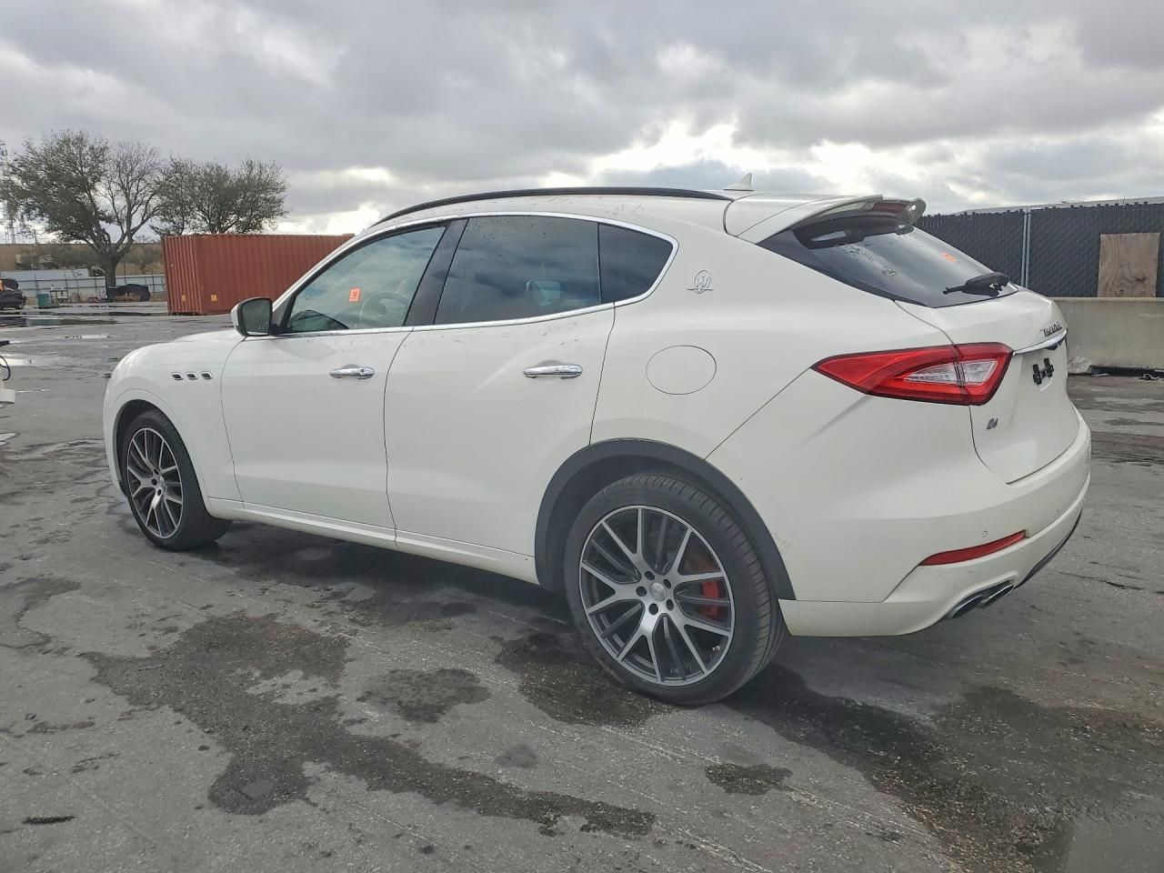 2017 Maserati Levante Sport