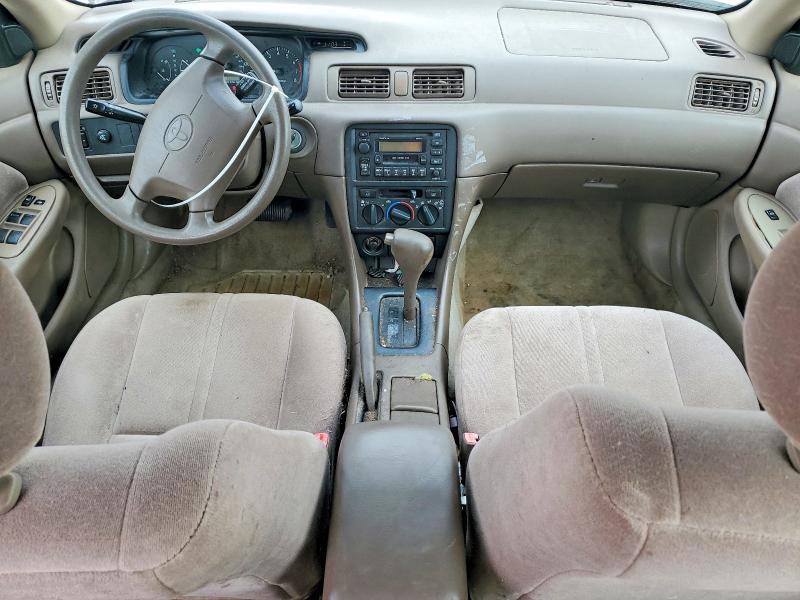 1999 Toyota Camry le