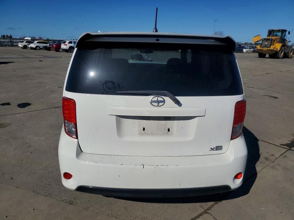 2013 Scion XB