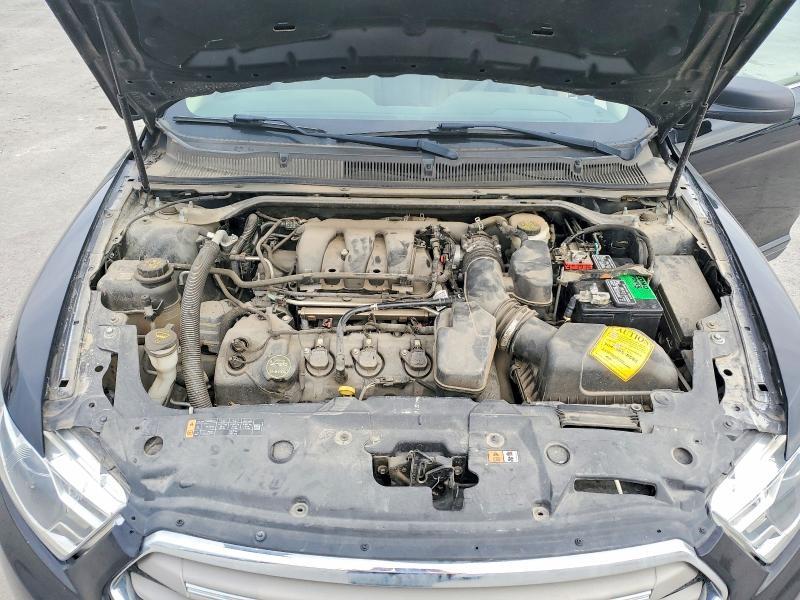 2016 Ford Taurus se
