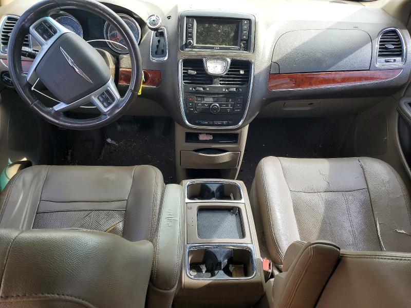 2012 Chrysler Town & Country Touring