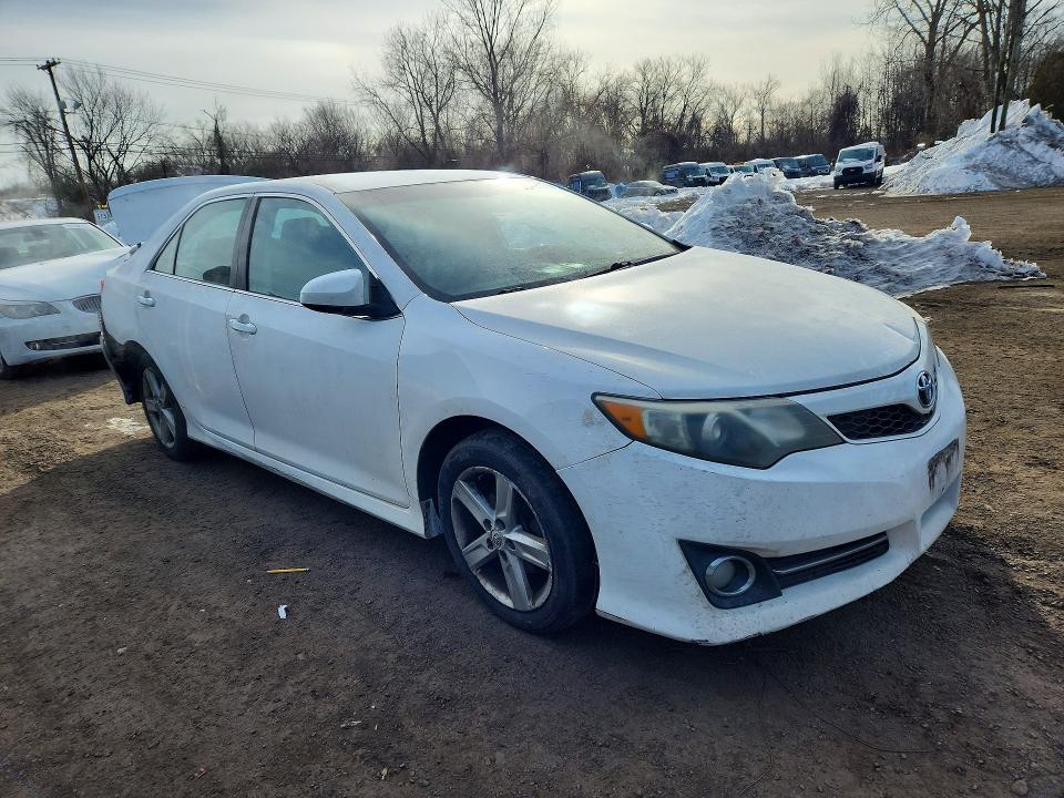 2013 Toyota Camry l