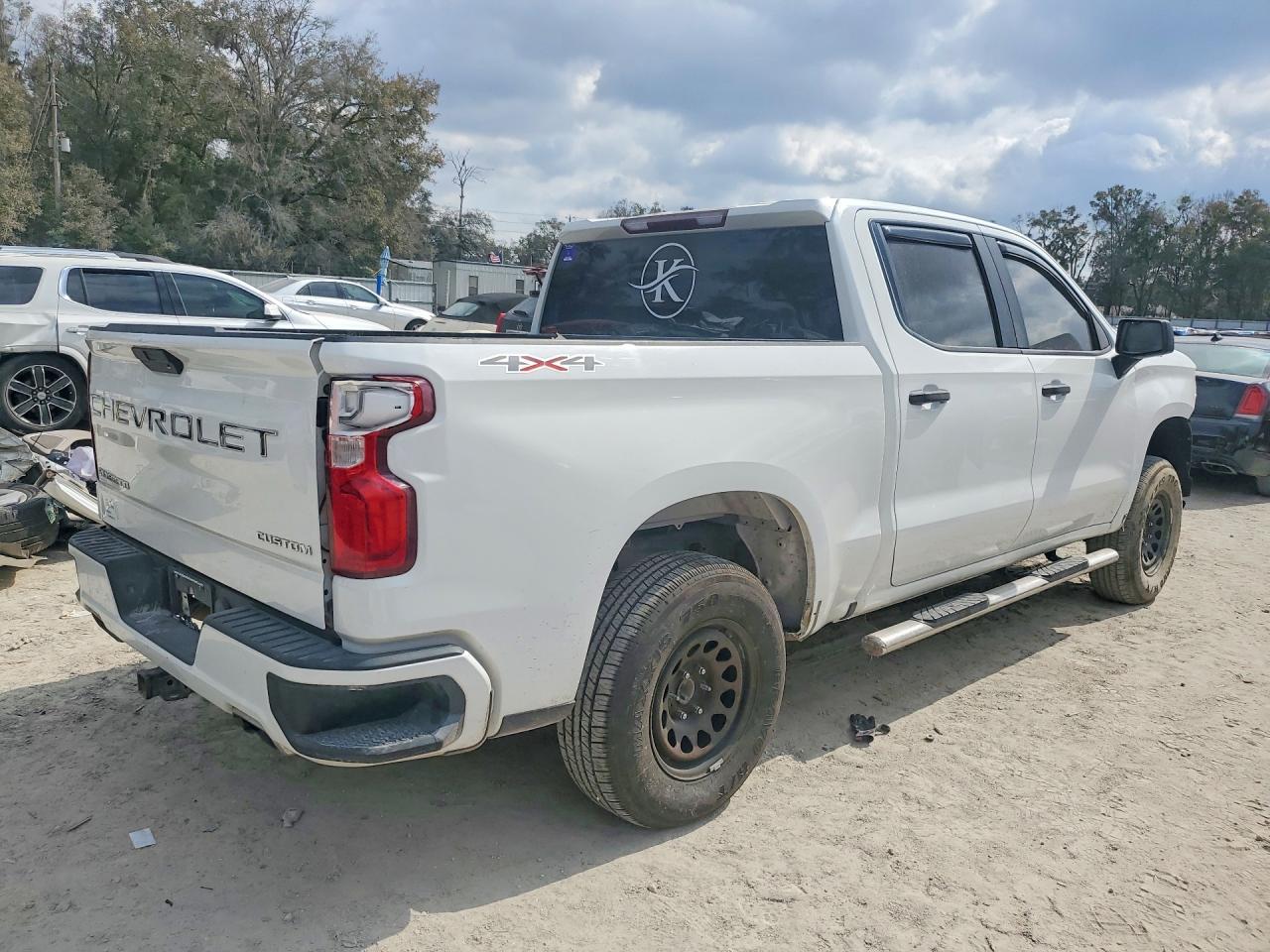 2020 Chevrolet Silverado K1500 Custom