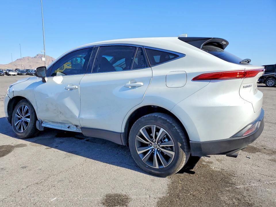 2024 Toyota Venza le