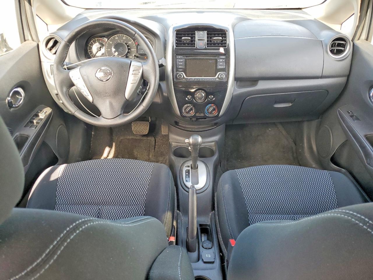 2016 Nissan Versa Note sv