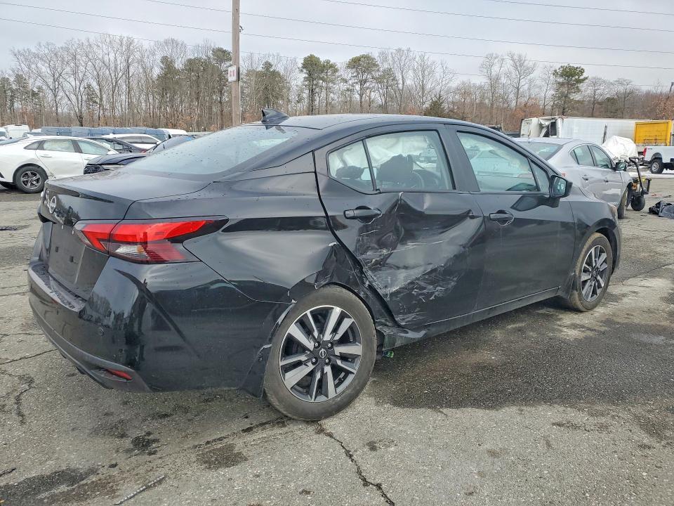 2025 Nissan Versa sv