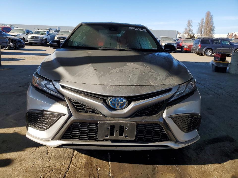 2021 Toyota Camry xse