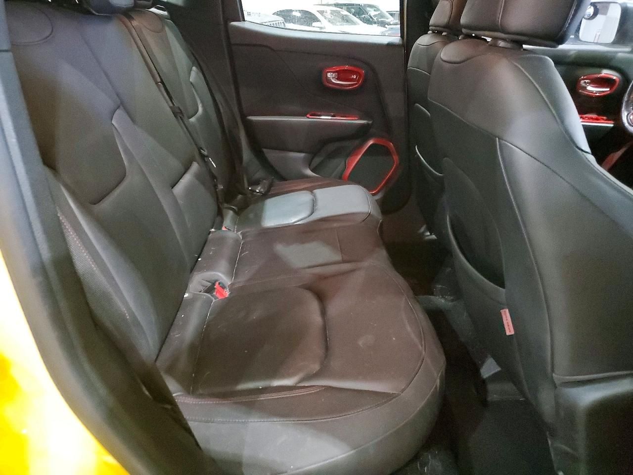 2016 Jeep Renegade Trailhawk