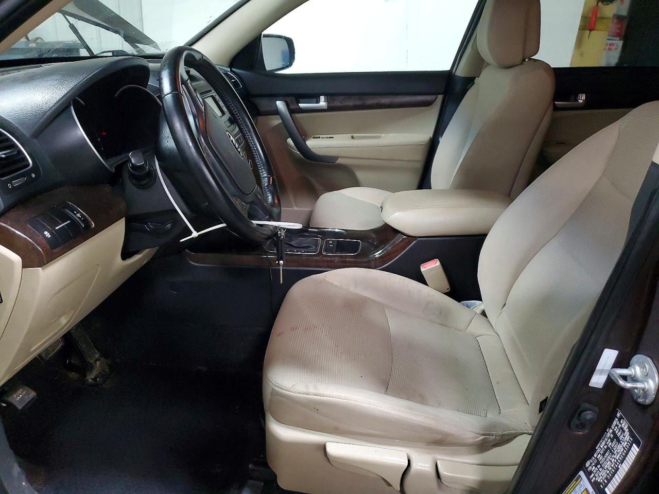 2014 KIA Sorento lx