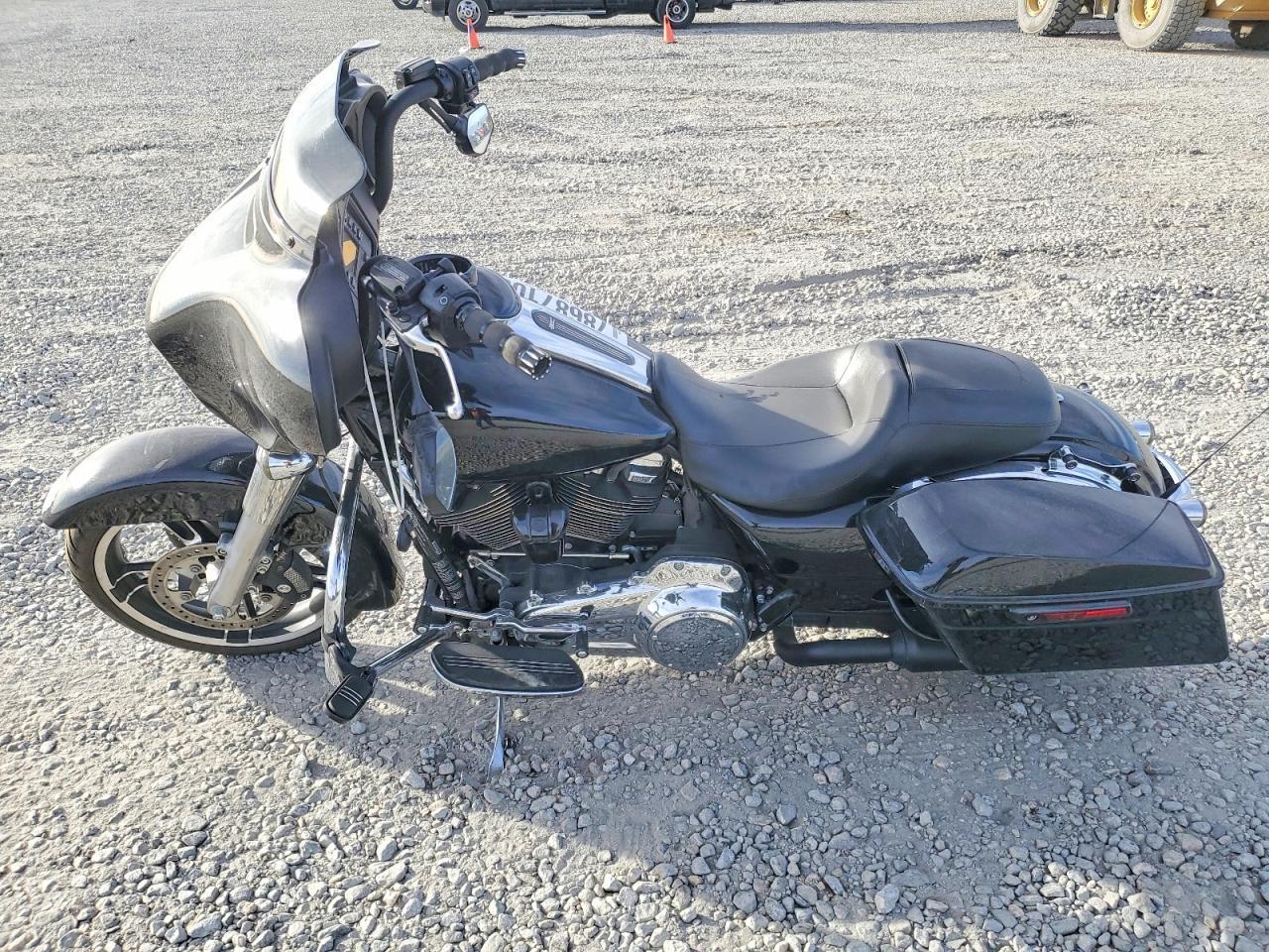 2019 Harley-Davidson Flhx