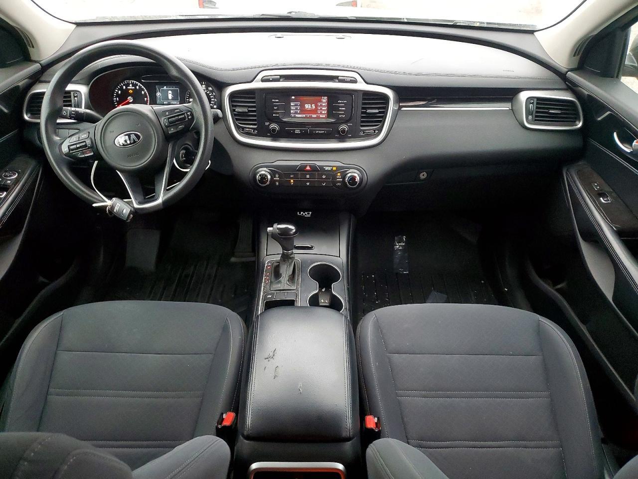 2016 KIA Sorento lx