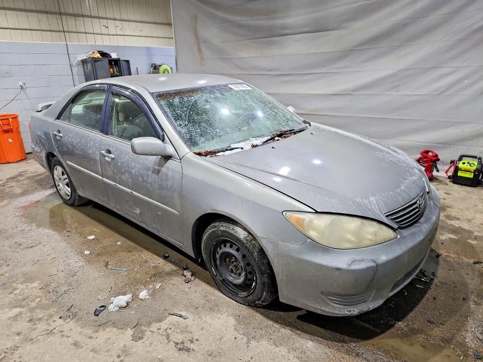 2006 Toyota Camry le