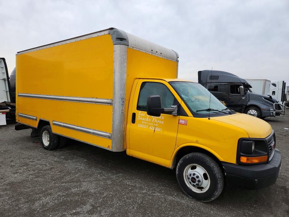 2014 GMC Savana Cutaway G3500