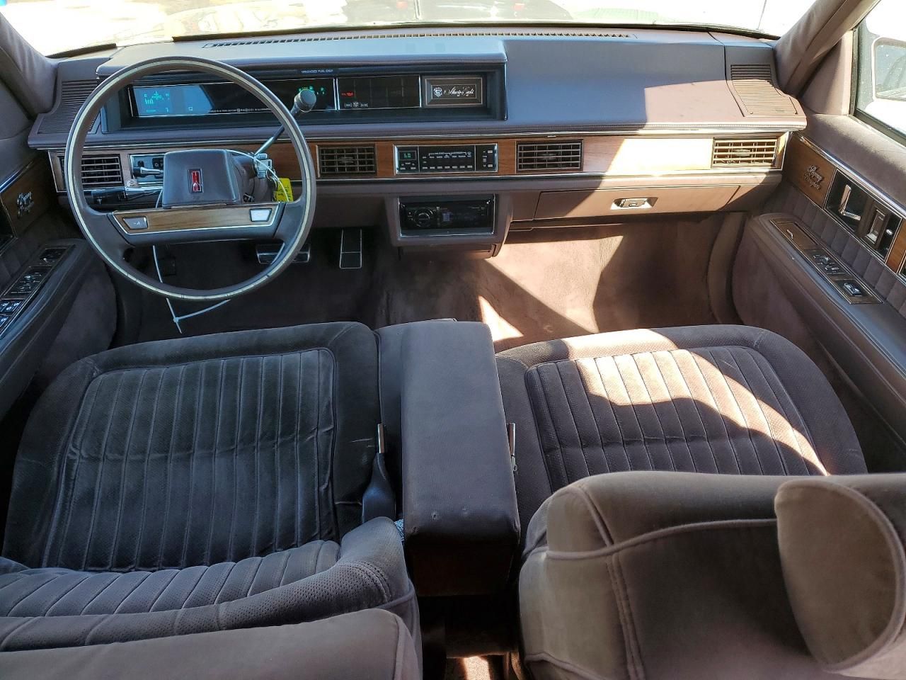 1988 Oldsmobile 98 Regency Brougham