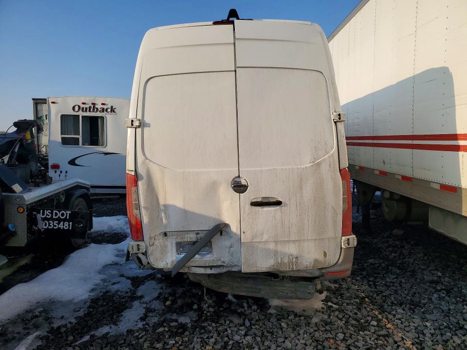 2019 Freightliner Sprinter 2500 Delivery van