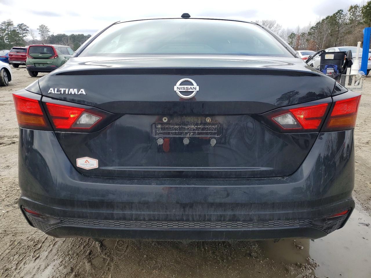 2019 Nissan Altima s