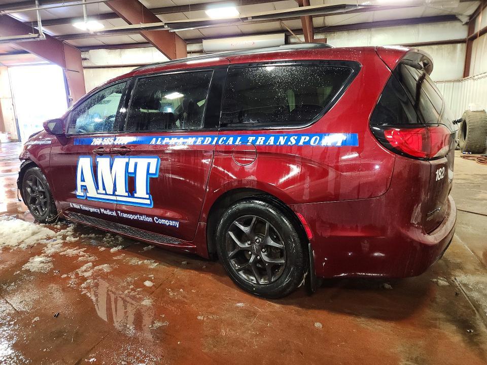 2020 Chrysler Pacifica Touring l