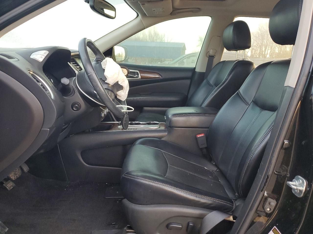 2017 Nissan Pathfinder s