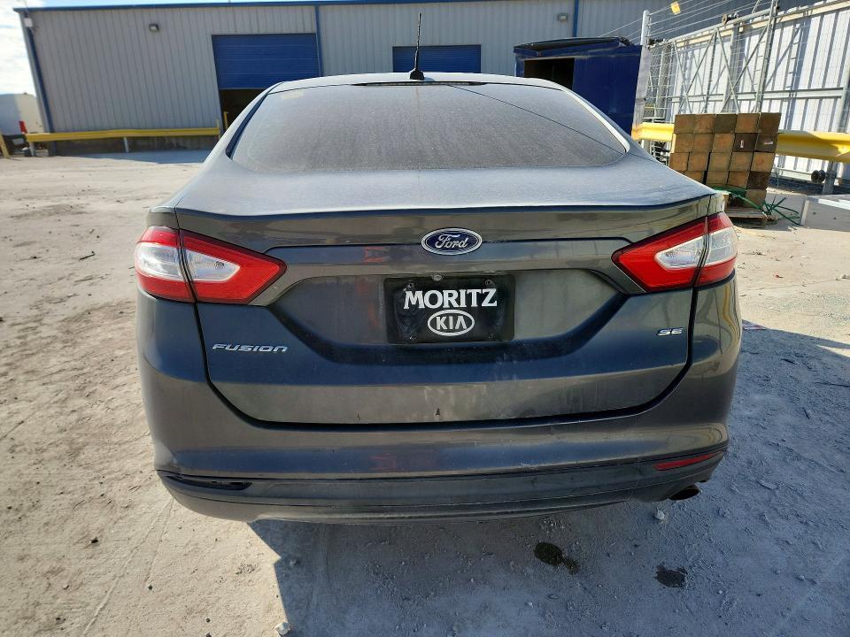 2016 Ford Fusion se