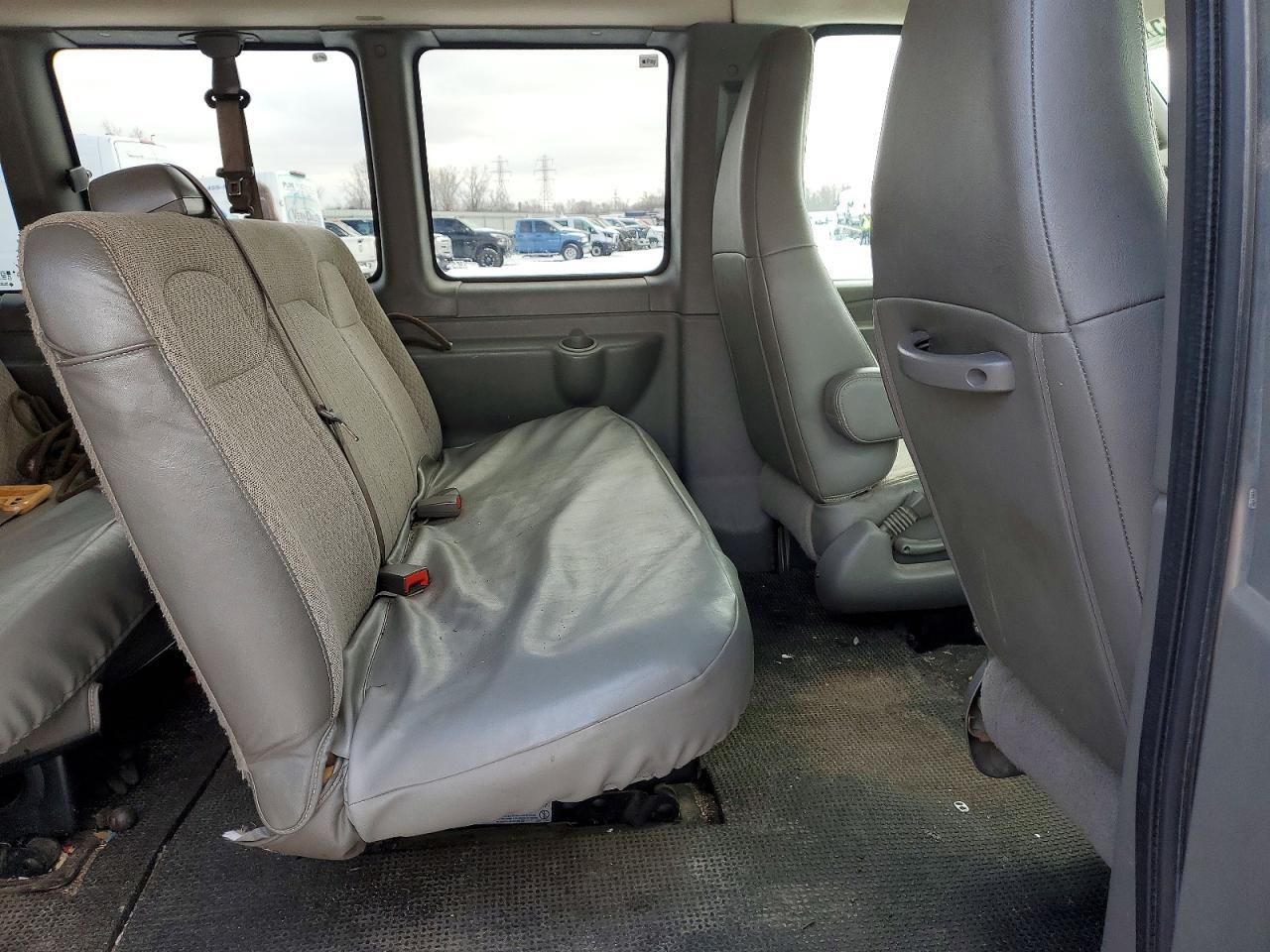 2019 Chevrolet Express G3500 LT