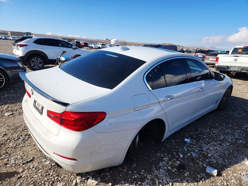 2018 BMW 530xe