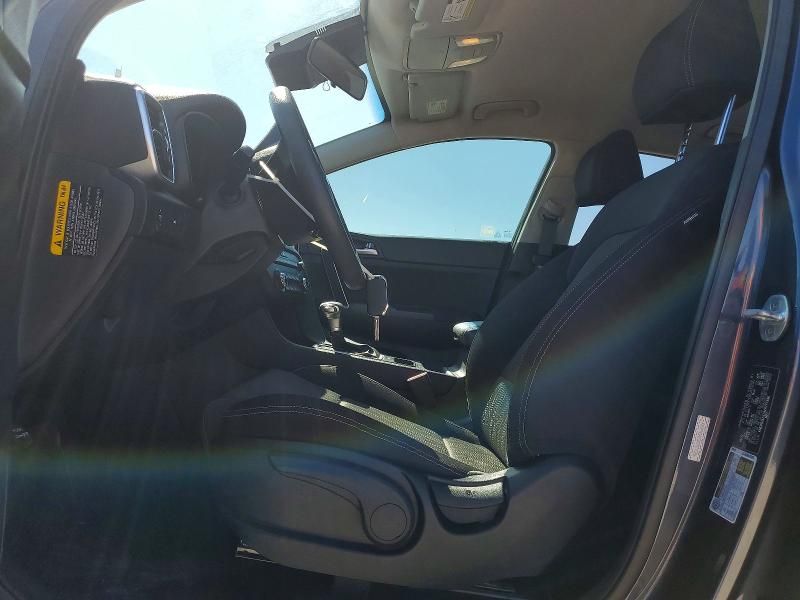 2022 KIA Sportage lx