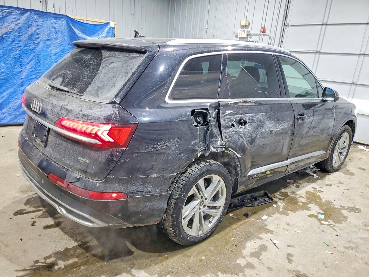2021 Audi Q7 Premium Plus