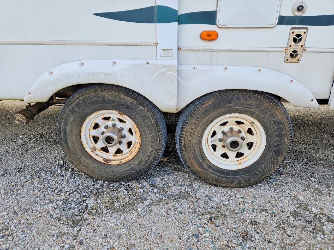 2005 Montana Travel Trailer