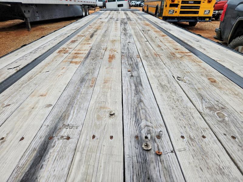 2023 Big Tex 14GN-35+5 Equipment Trailer