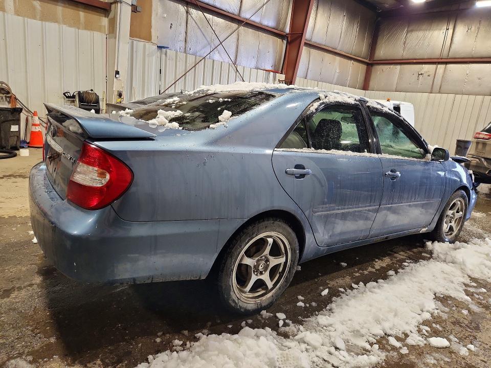2002 Toyota Camry le