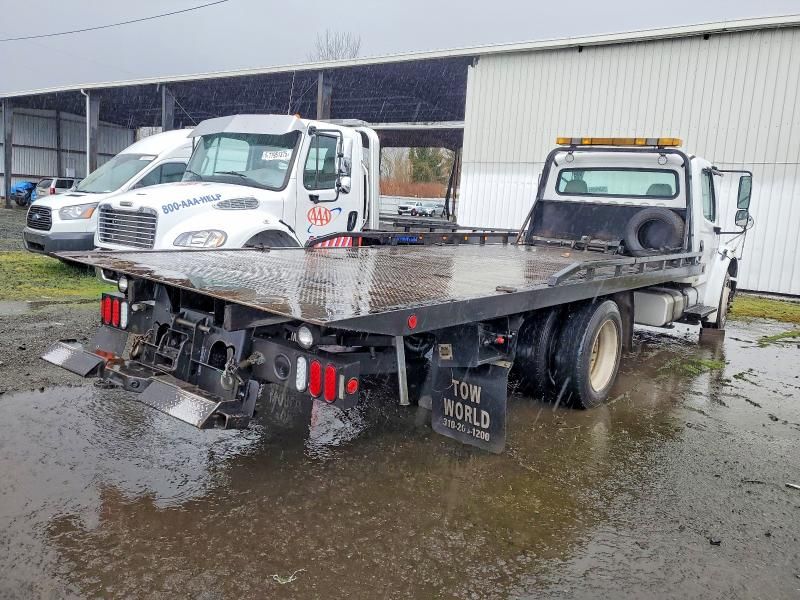 2006 Freightliner Business Class M2 Rollback tow Truck