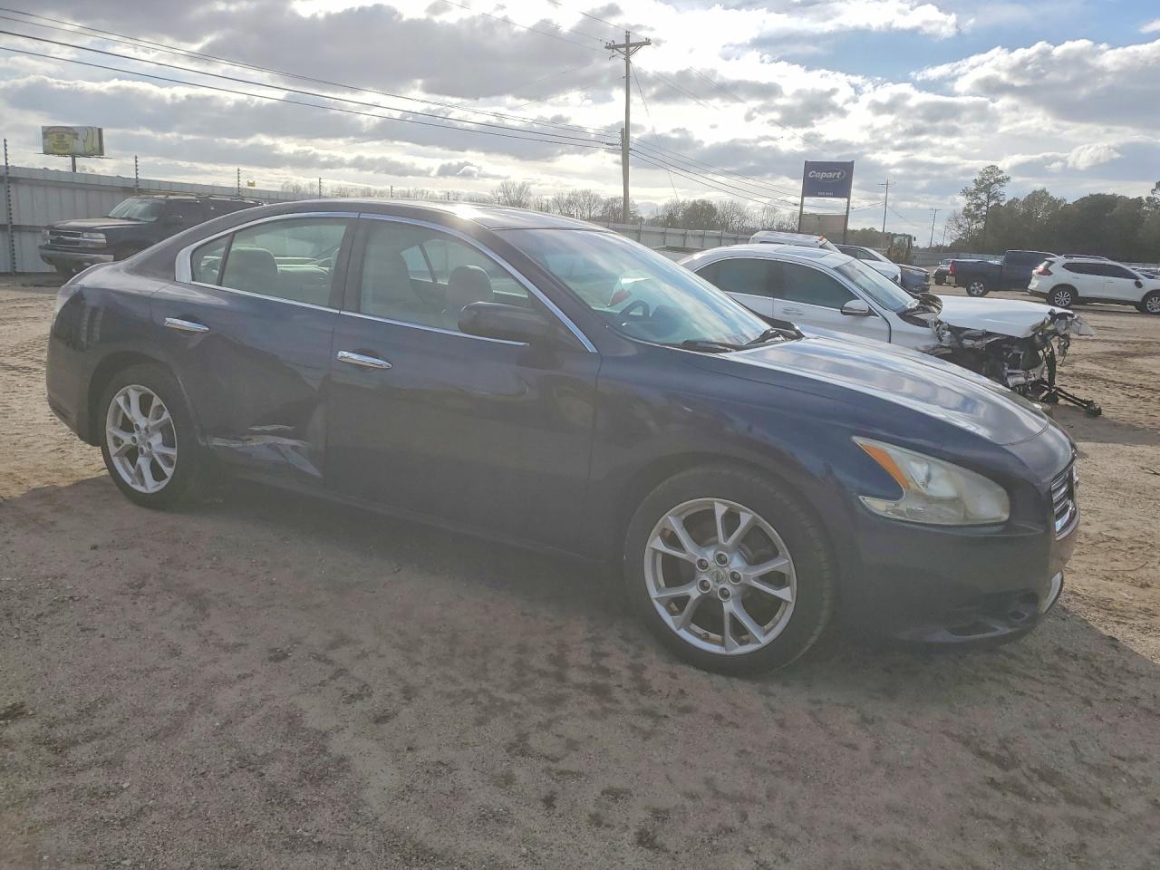 2013 Niss Maxima s