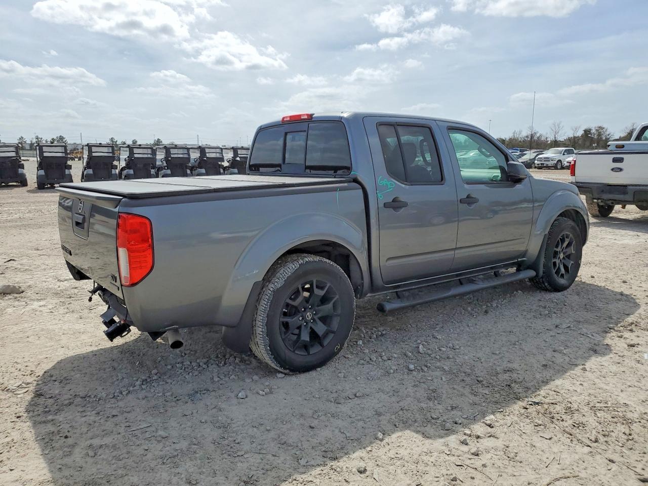 2018 Nissan Frontier SV