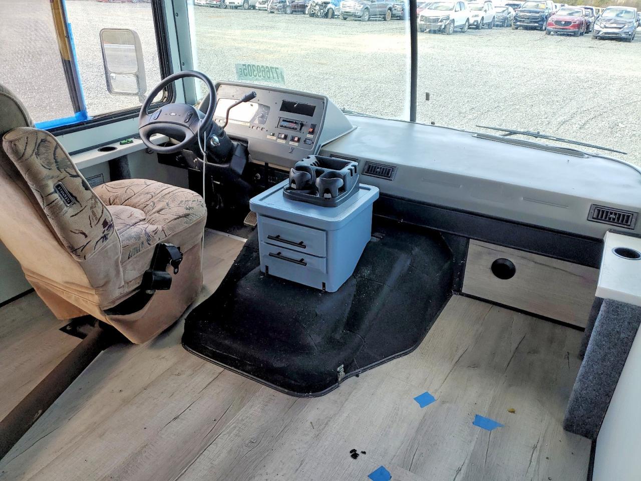 1995 Fleetwood Bounder